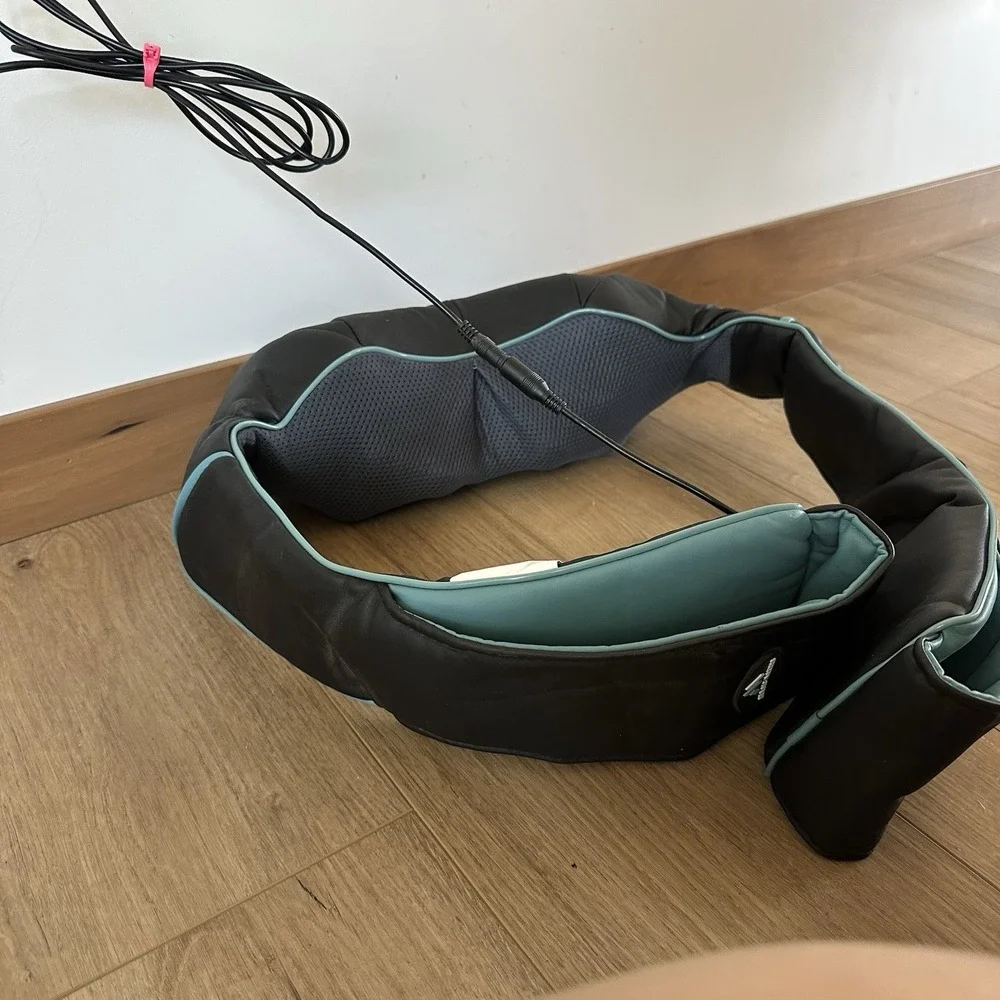 Shiatsu Back Shoulder and Neck Massager with Heat, Electric Deep Tissue 4D Knead